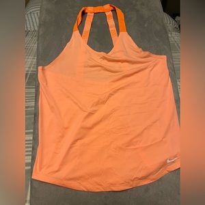 Nike Workout Tank Size L